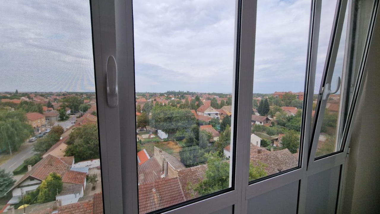 Lux Apartman Ava Kikinda エクステリア 写真